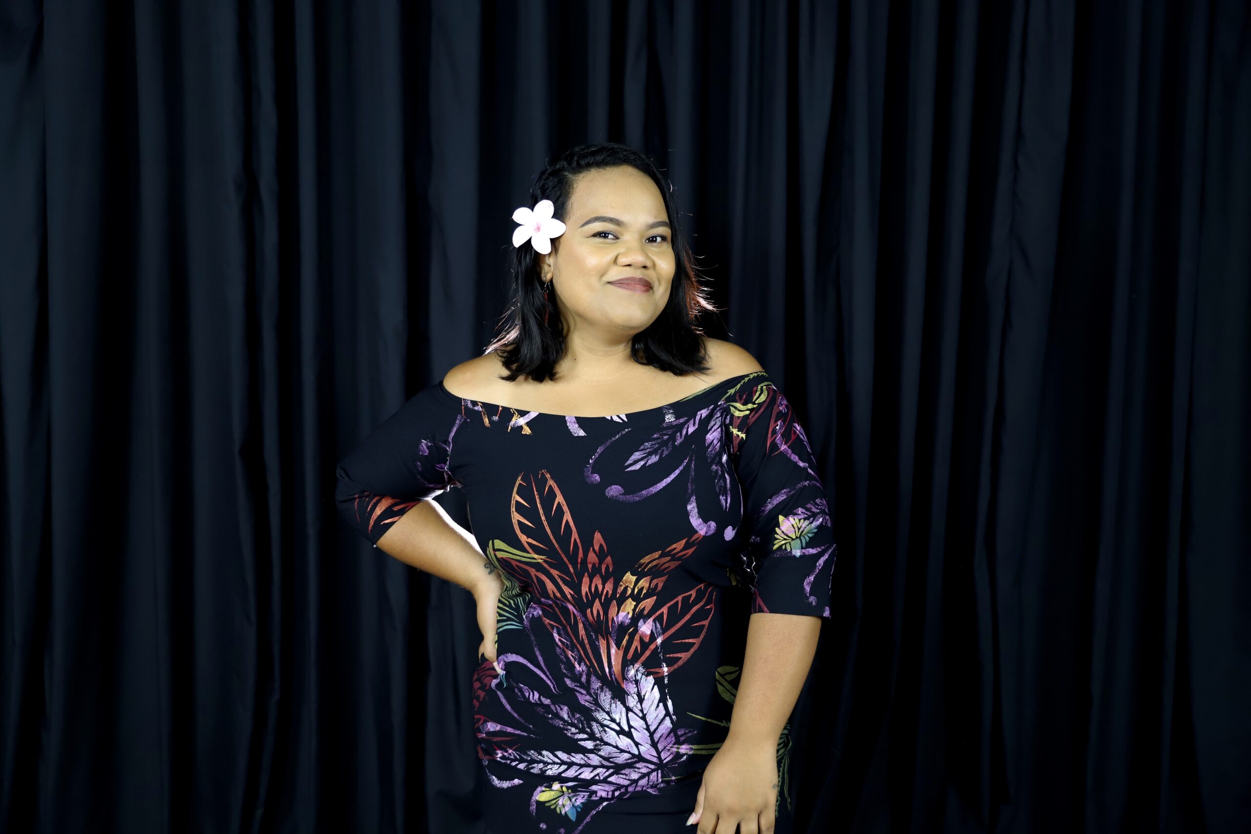 WOMEN'S MINISTRY LEADER